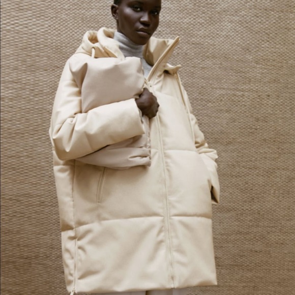 Zara Faux Leather Puffer Coat Ecru Ref 